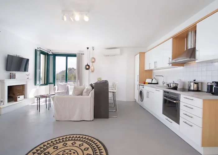 Ilenia * Skala (Kefalonia)