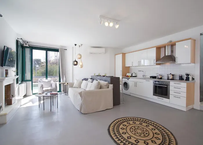 Ilenia Villa